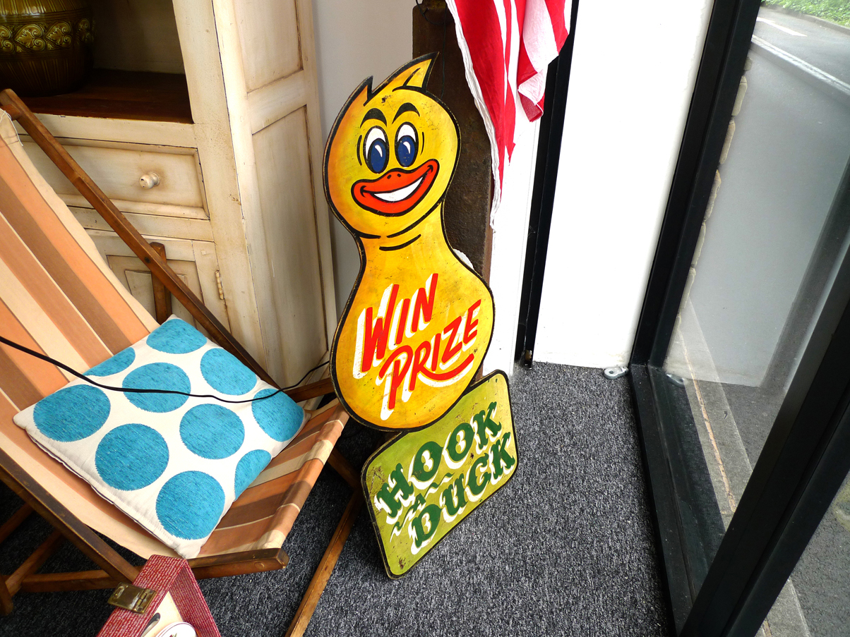U14_Hook a Duck Vintage Fairground Sign_01