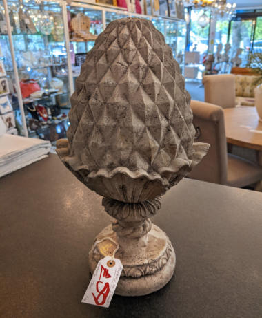 U14 Pineapple On Stand Composite Stone 59 01