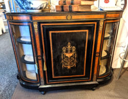 U14 Victorian Credenza 595 01