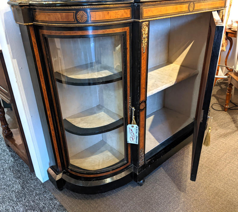 U14 Victorian Credenza 595 02