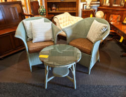 U15 Lovely Lloyd Loom Glass Top Table 2 Chairs 195 01