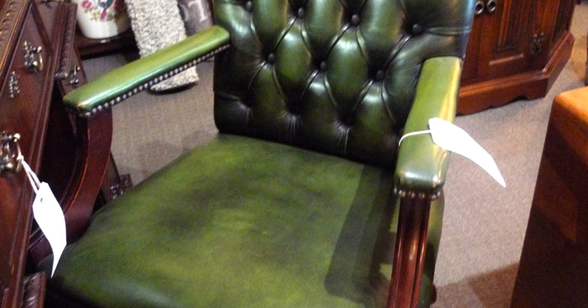 U15 Stunning Green Leather Office Chair 195