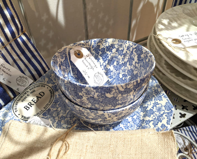 U16 2 Vintage Burleigh Bowls 25 01