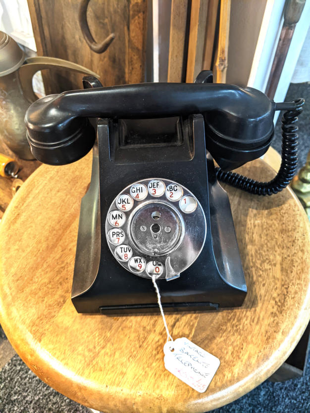 U28 Sale Vintage Bakelite Telephone Was £50 Now 45 01