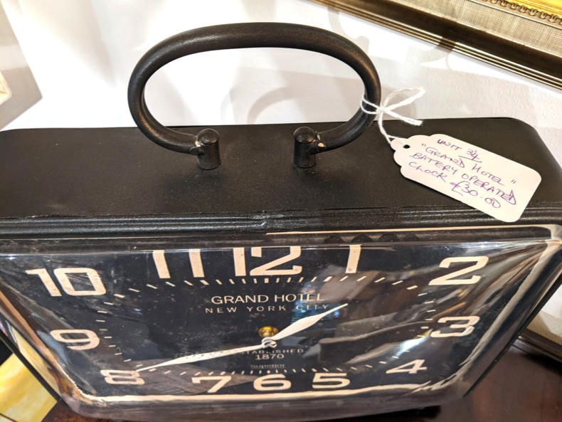 U34 Grand Hotel Quartz Clock 30 02