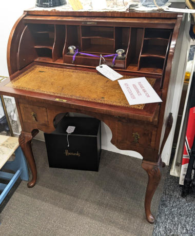 U34 Unusual Antique Cylinder Roll Top Desk Mahogany Shelf Slides Out When Top Is Opened 295 01