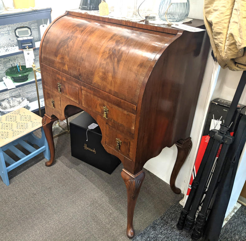 U34 Unusual Antique Cylinder Roll Top Desk Mahogany Shelf Slides Out When Top Is Opened 295 02