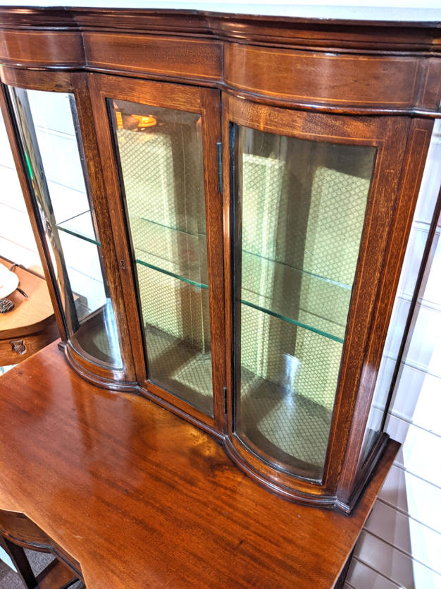 U39 Edwardian Inlaid Mahogany Serpentine Fronted Glazed Cabinet 325 02
