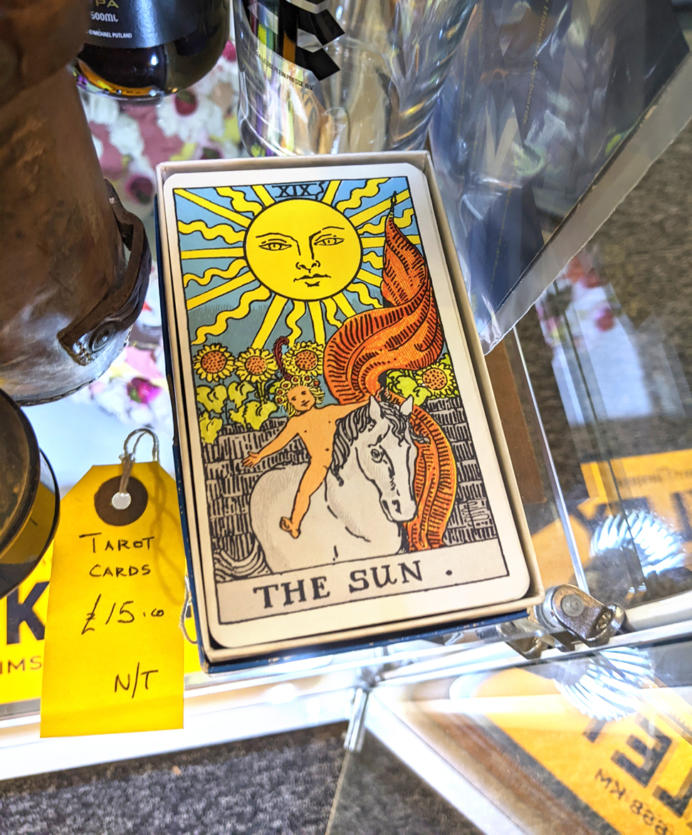 U51 Tarot Cards 15 01