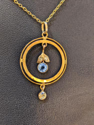 U55 Art Deco 9Ct Gold Pendant And Chain 160 01