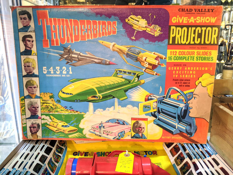 U72 Original Thunderbirds Chad Valley Projector Set 34 02