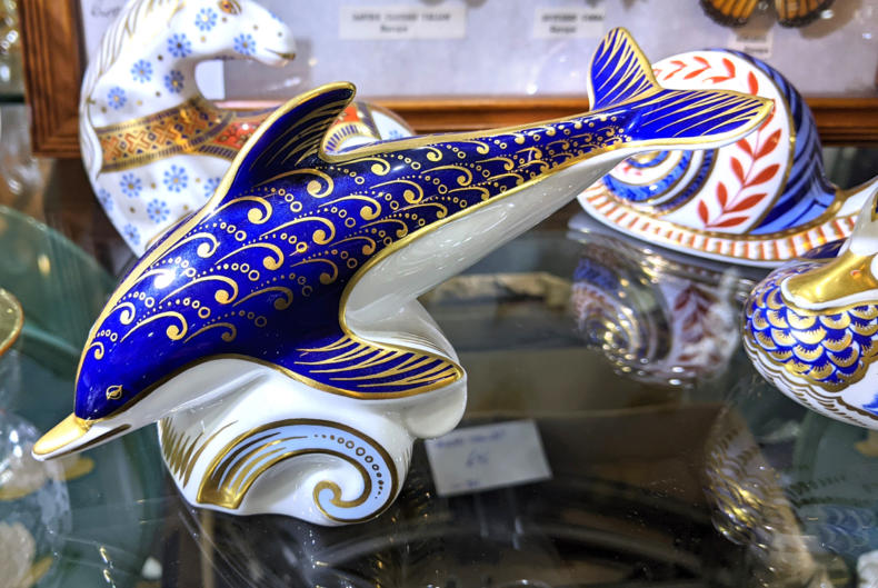 U83 Royal Crown Derby Dolphin 70 01