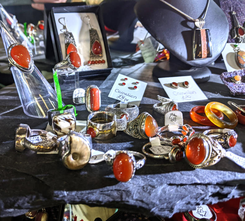 U86 Gemstone Jewellery Selection 05