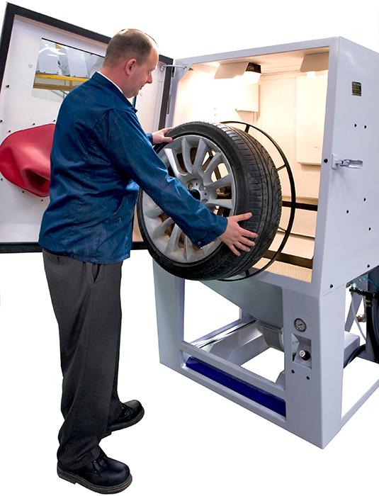 Guyson Wheelmaster Blast Machine For Blast Etching Alloy Wheels
