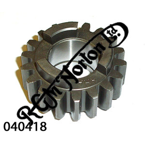 MAINSHAFT SECOND GEAR - 18 TEETH RUNS WITH 040019 (EARLY)