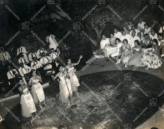 Cuarteto D'Aida en el Cabaret Venecia