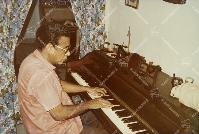 Richard Egües de la Orquesta Aragón 