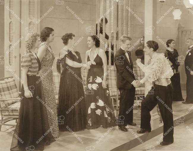 Pituka de Foronda, María de Los Ángeles Santana, María Pardo, Margot Alvariño, Julito Díaz y Alberto Garrido en 