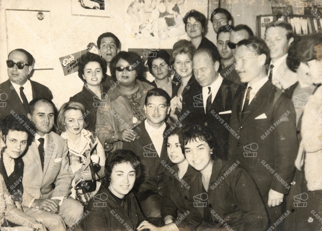 Les Chakachas con Kary Kenton 