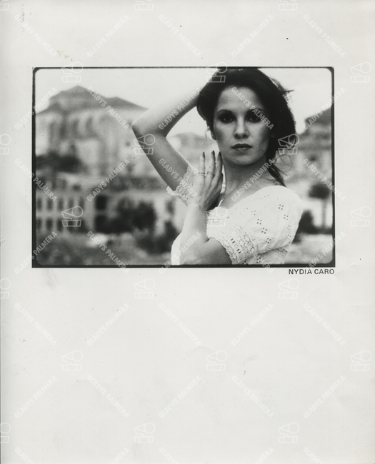Nydia Caro 