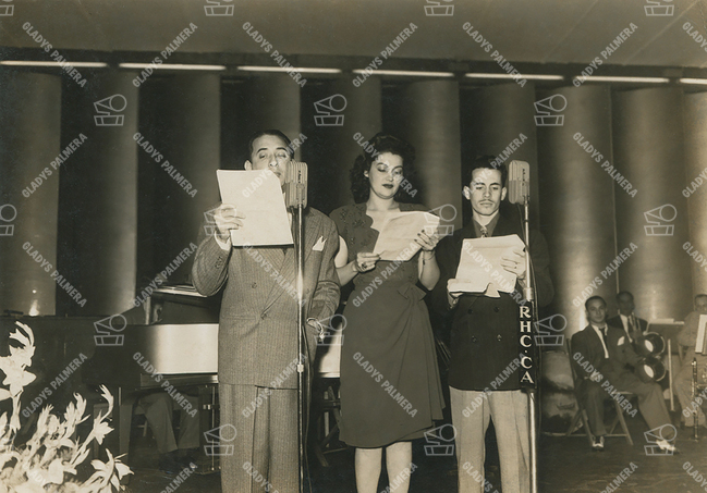 María de los Ángeles Santana, Miguel Ángel Ortiz y Juan José Castellanos en RHC-Cadena Azul 