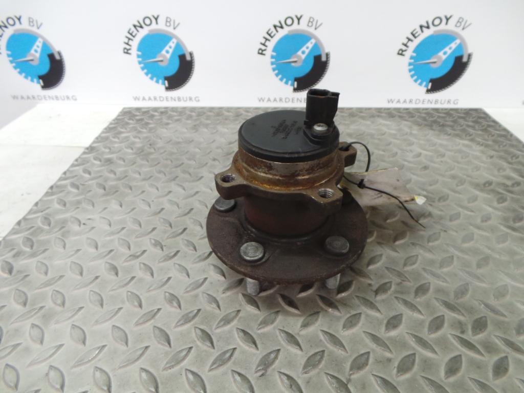 Bekijk Auto-onderdeel FUSEE RA  FORD FOCUS 2005