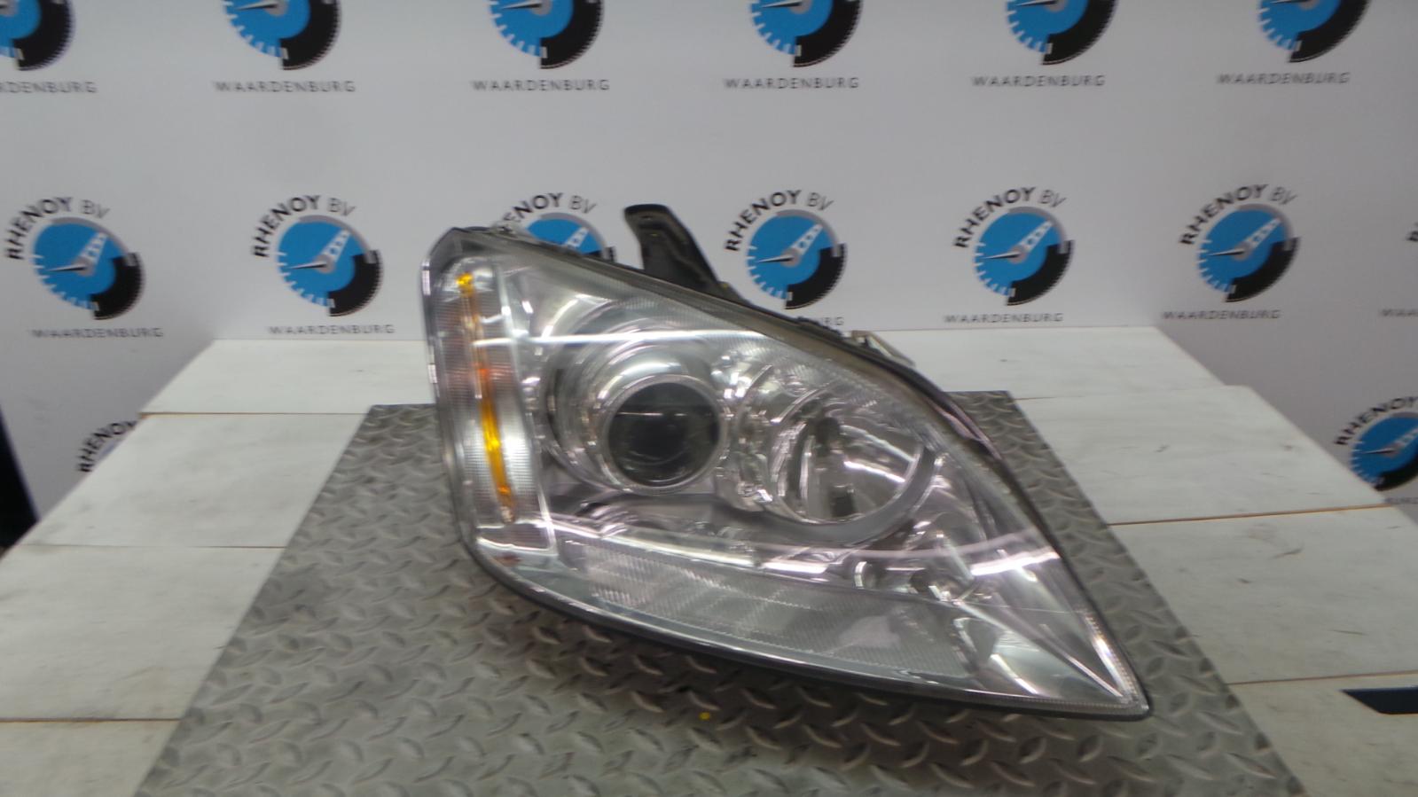 View Auto part KOPLAMP R FORD FOCUS C MAX 2005
