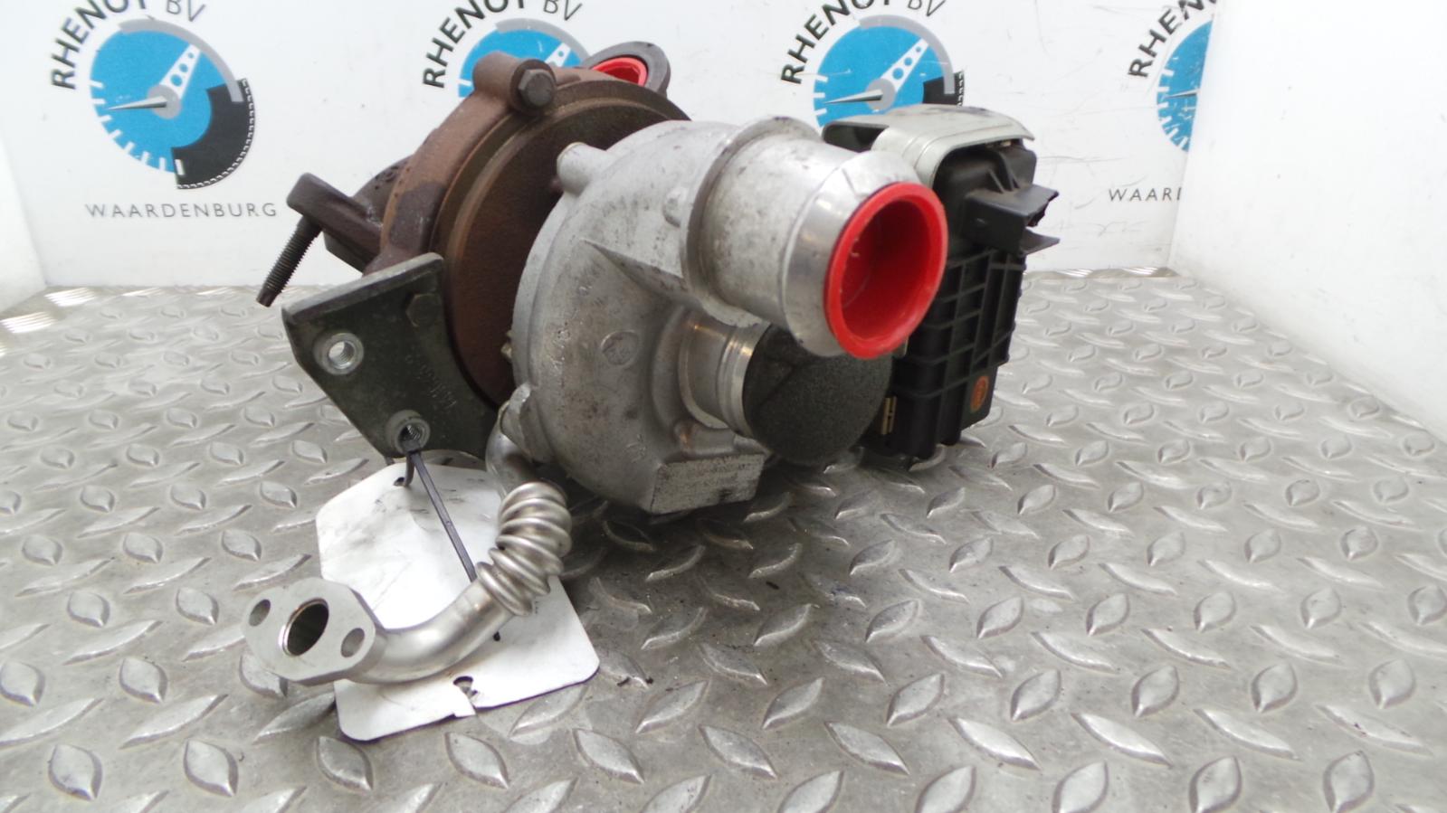 Bekijk Auto-onderdeel TURBO FORD FOCUS 2004