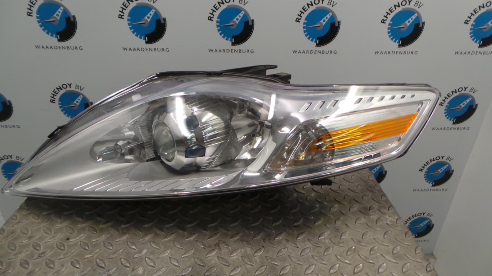 Bekijk Auto-onderdeel KOPLAMP L FORD MONDEO 2008