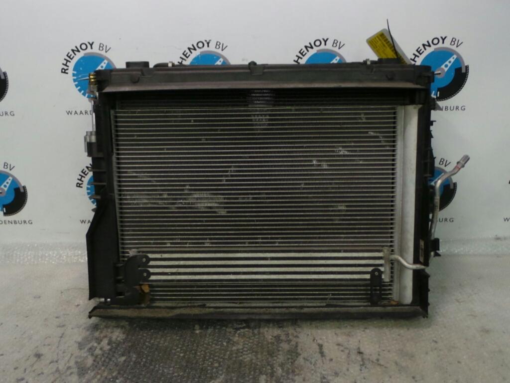 Bekijk Auto-onderdeel RADIATEUR BMW 5 SERIES 2003