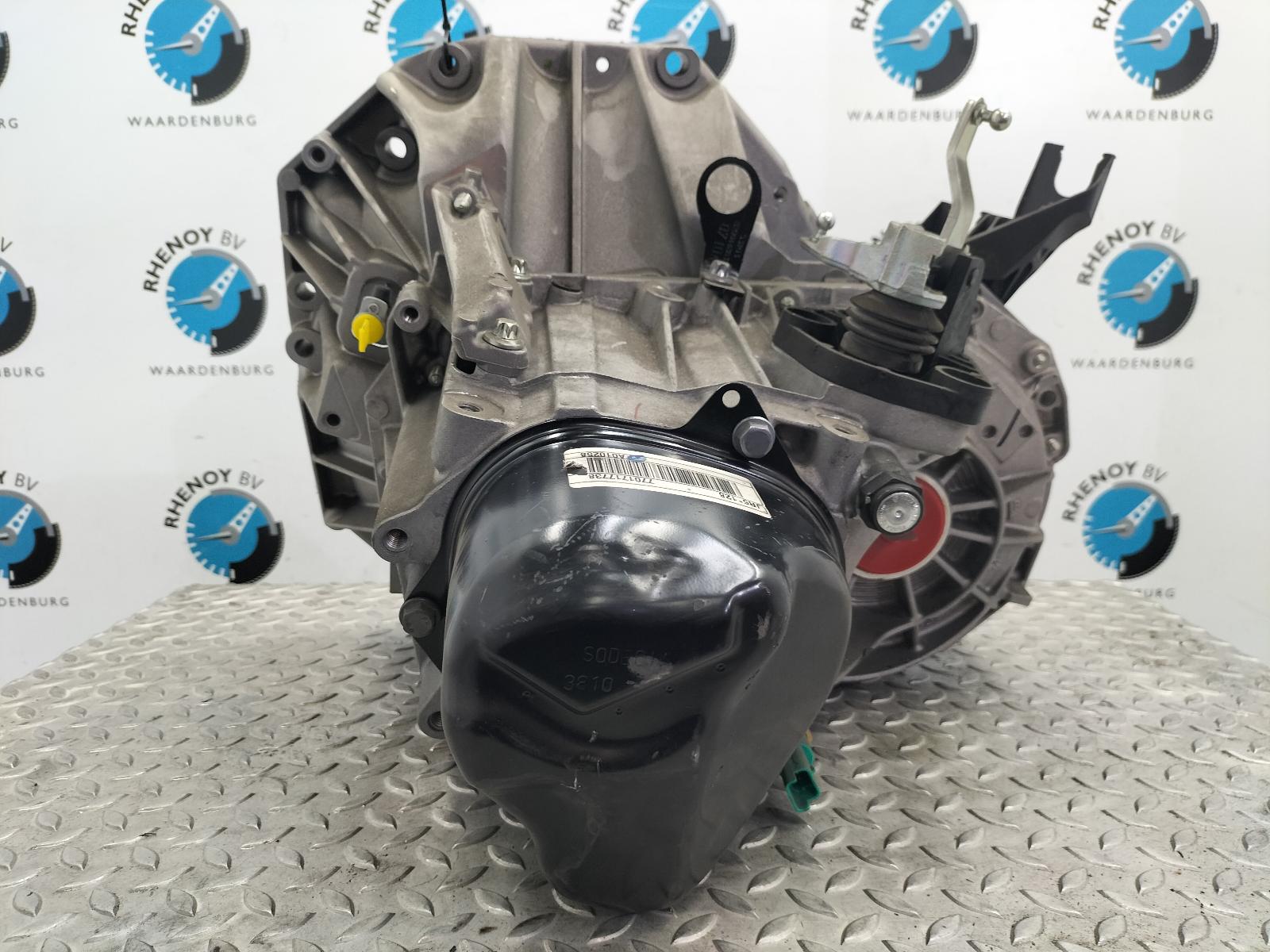2013 RENAULT CLIO TRANSMISSIE / VERSNELLINGSBAK View Auto part TRANSMISSIE / VERSNELLINGSBAK RENAULT CLIO 2013