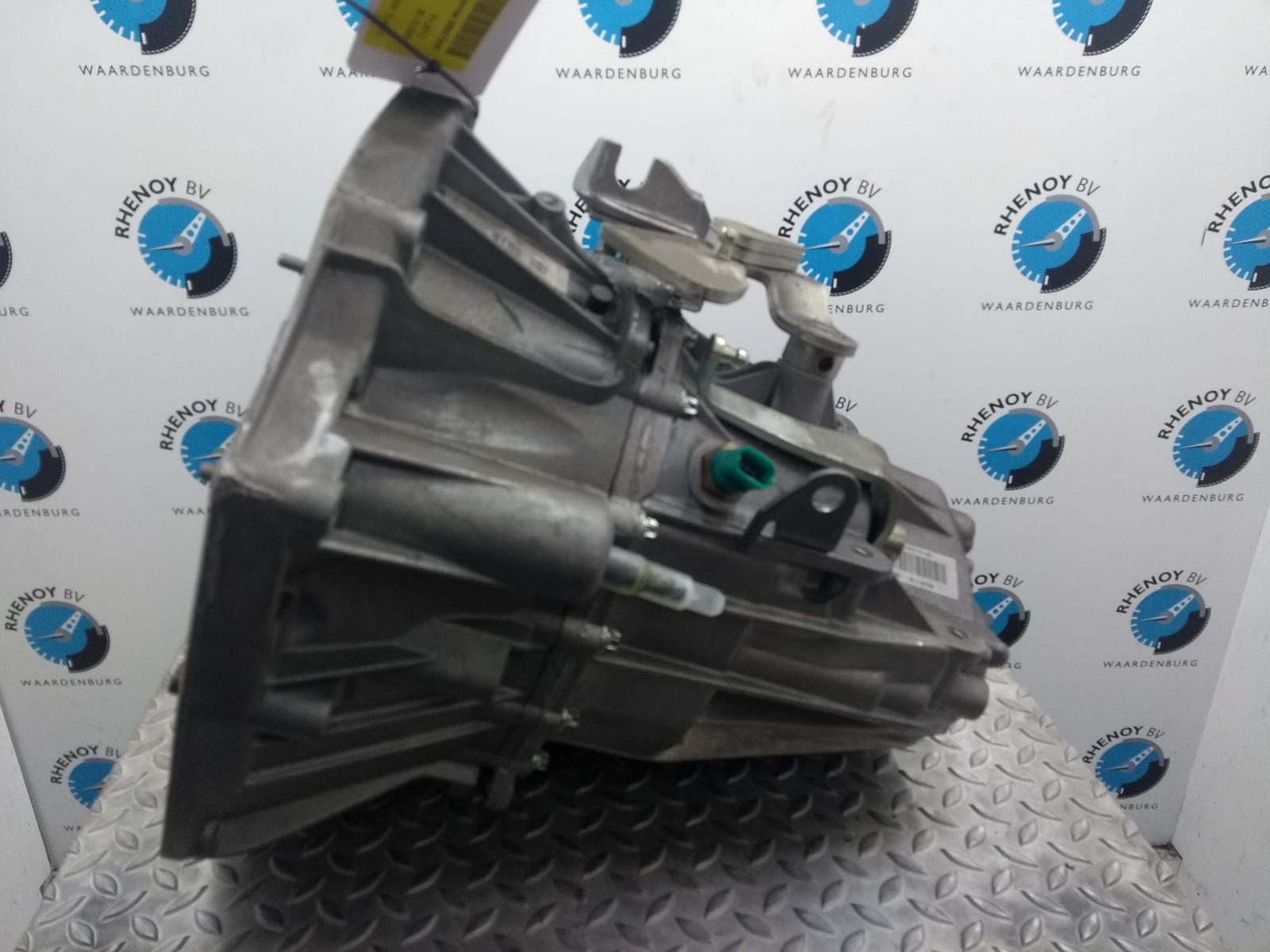 2012 RENAULT CLIO TRANSMISSIE / VERSNELLINGSBAK View Auto part TRANSMISSIE / VERSNELLINGSBAK RENAULT CLIO 2012