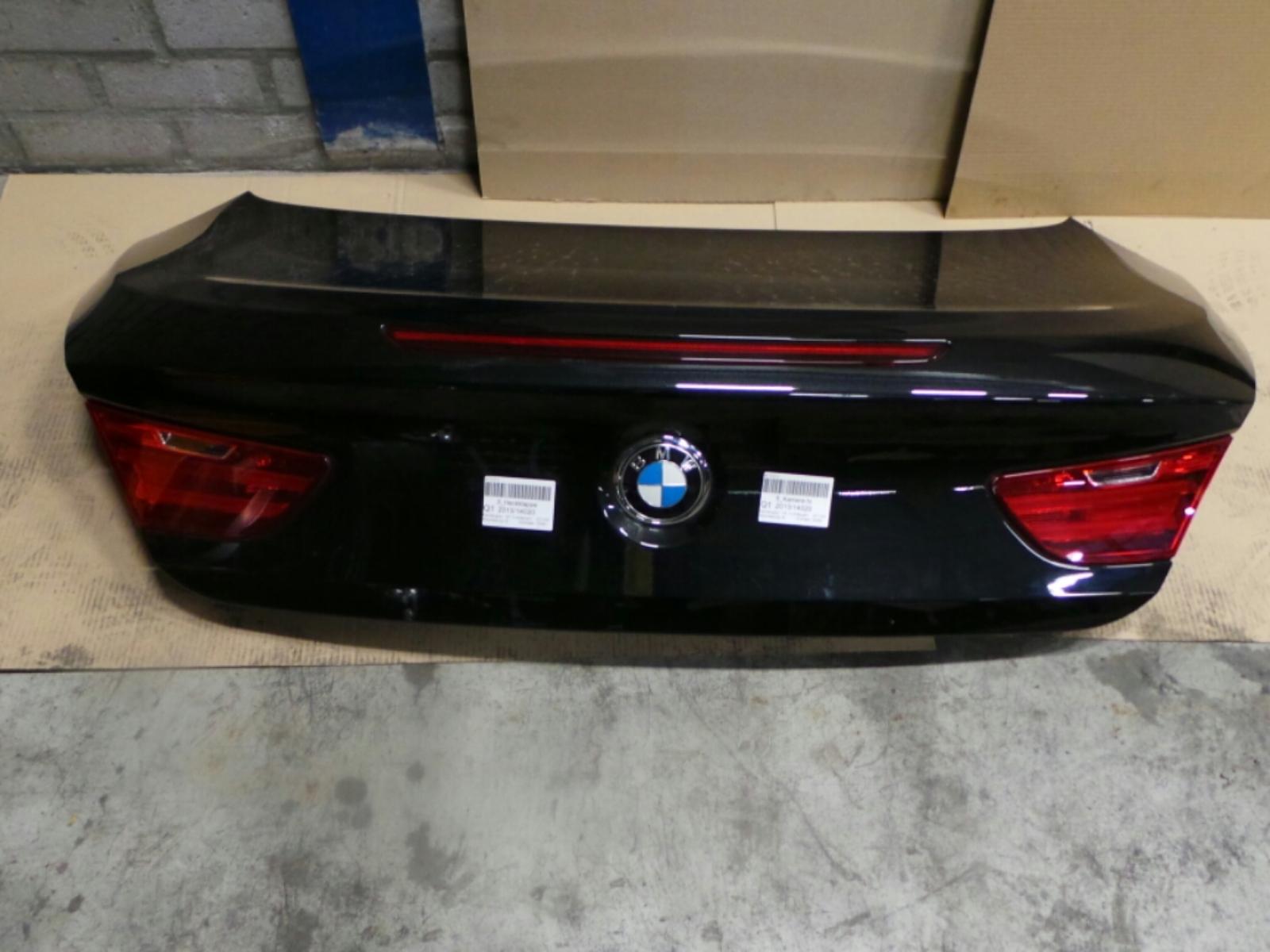 Bekijk Auto-onderdeel ACHTERKLEP BMW 6 SERIES 2011