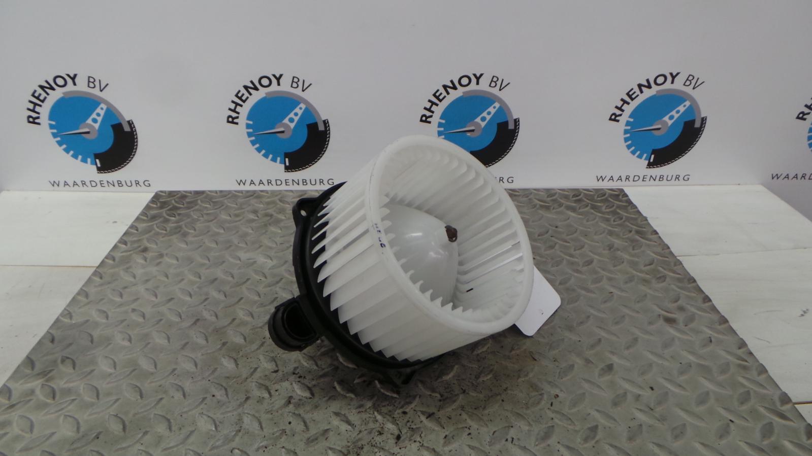 View Auto part KACHELMOTOR HYUNDAI I30 2013