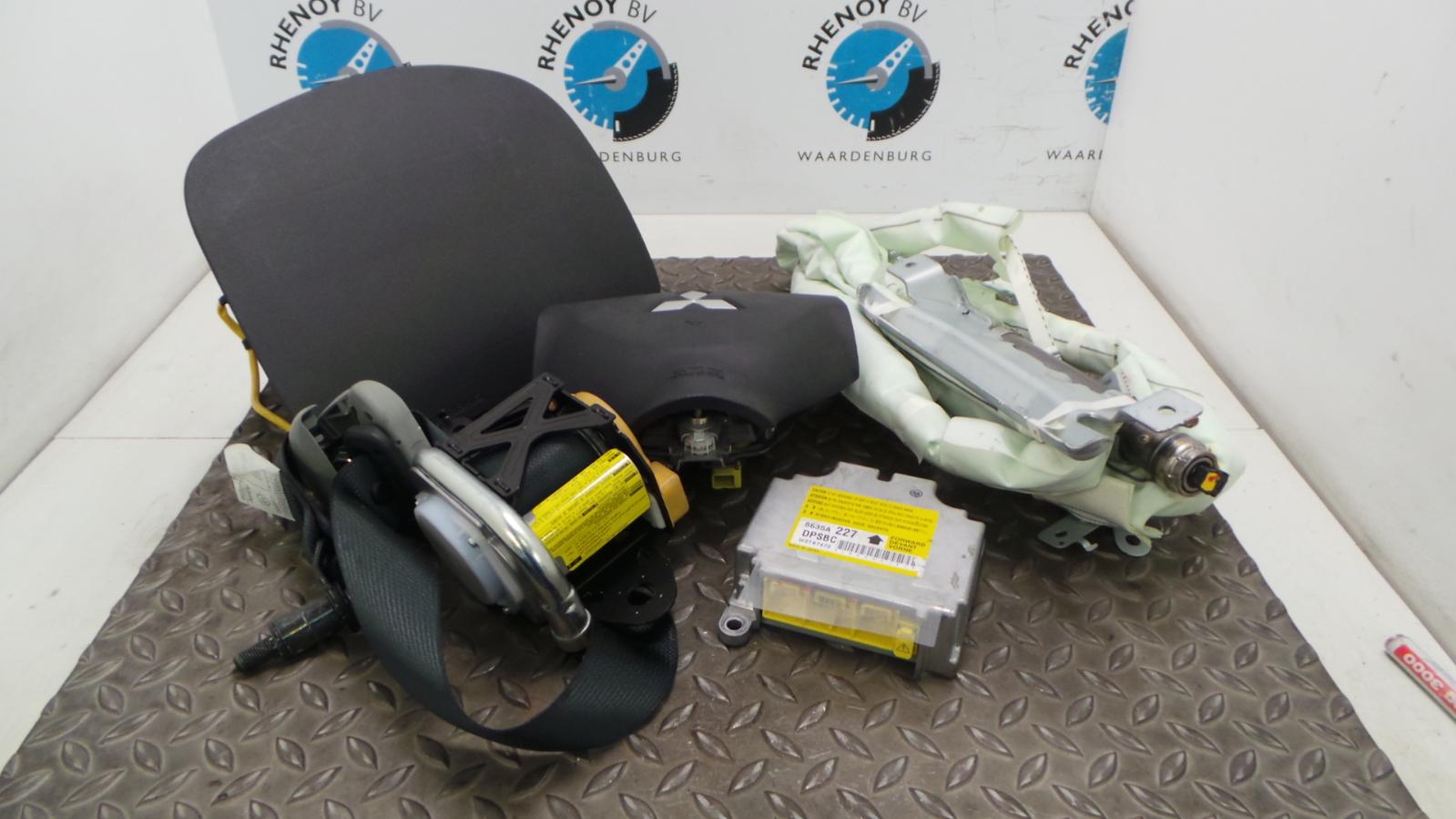 2011 MITSUBISHI I-MIEV AIRBAG SET View Auto part AIRBAG SET MITSUBISHI I-MIEV 2011