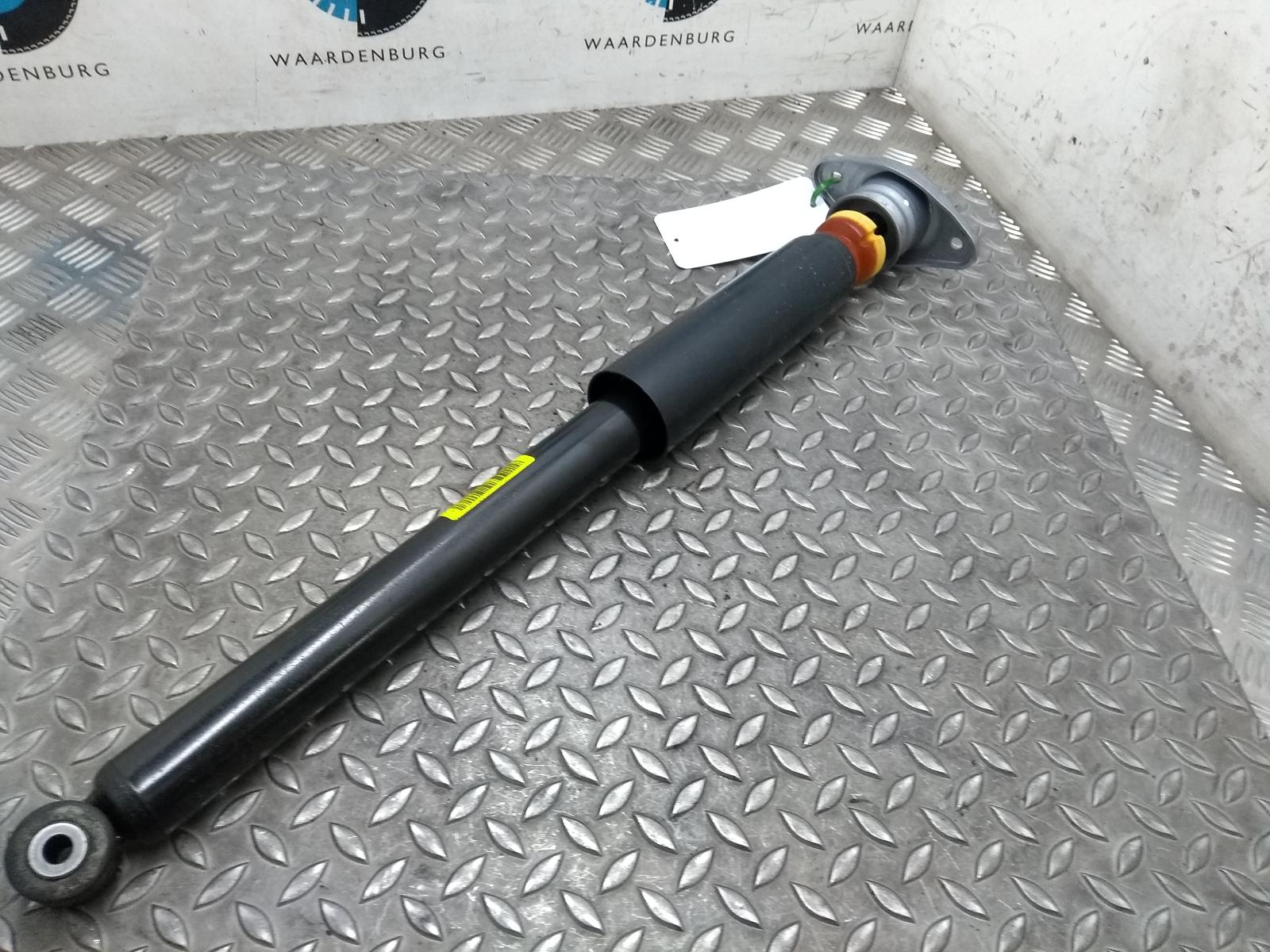 Bekijk Auto-onderdeel VEERPOOT / SCHOKBREKER LA OPEL / VAUXHALL VIVA 2016