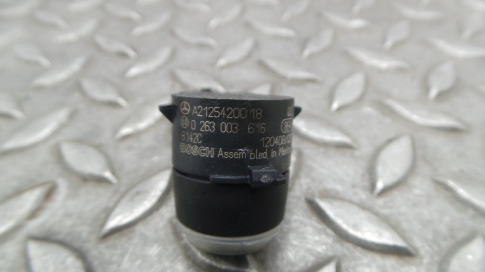View Auto part SENSOR PARKEREN (PDC) MERCEDES E CLASS 2012