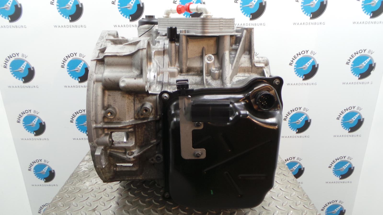 2015 VOLKSWAGEN PASSAT TRANSMISSIE / VERSNELLINGSBAK View Auto part TRANSMISSIE / VERSNELLINGSBAK VOLKSWAGEN PASSAT 2015