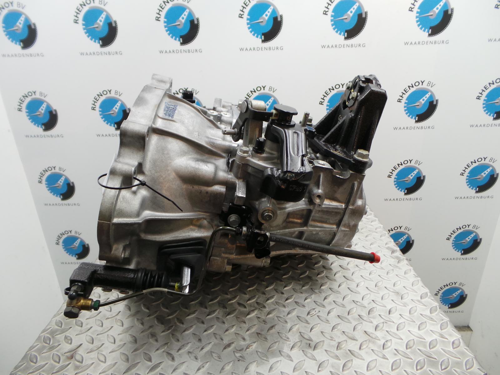 2012 HYUNDAI I20 TRANSMISSIE / VERSNELLINGSBAK View Auto part TRANSMISSIE / VERSNELLINGSBAK HYUNDAI I20 2012