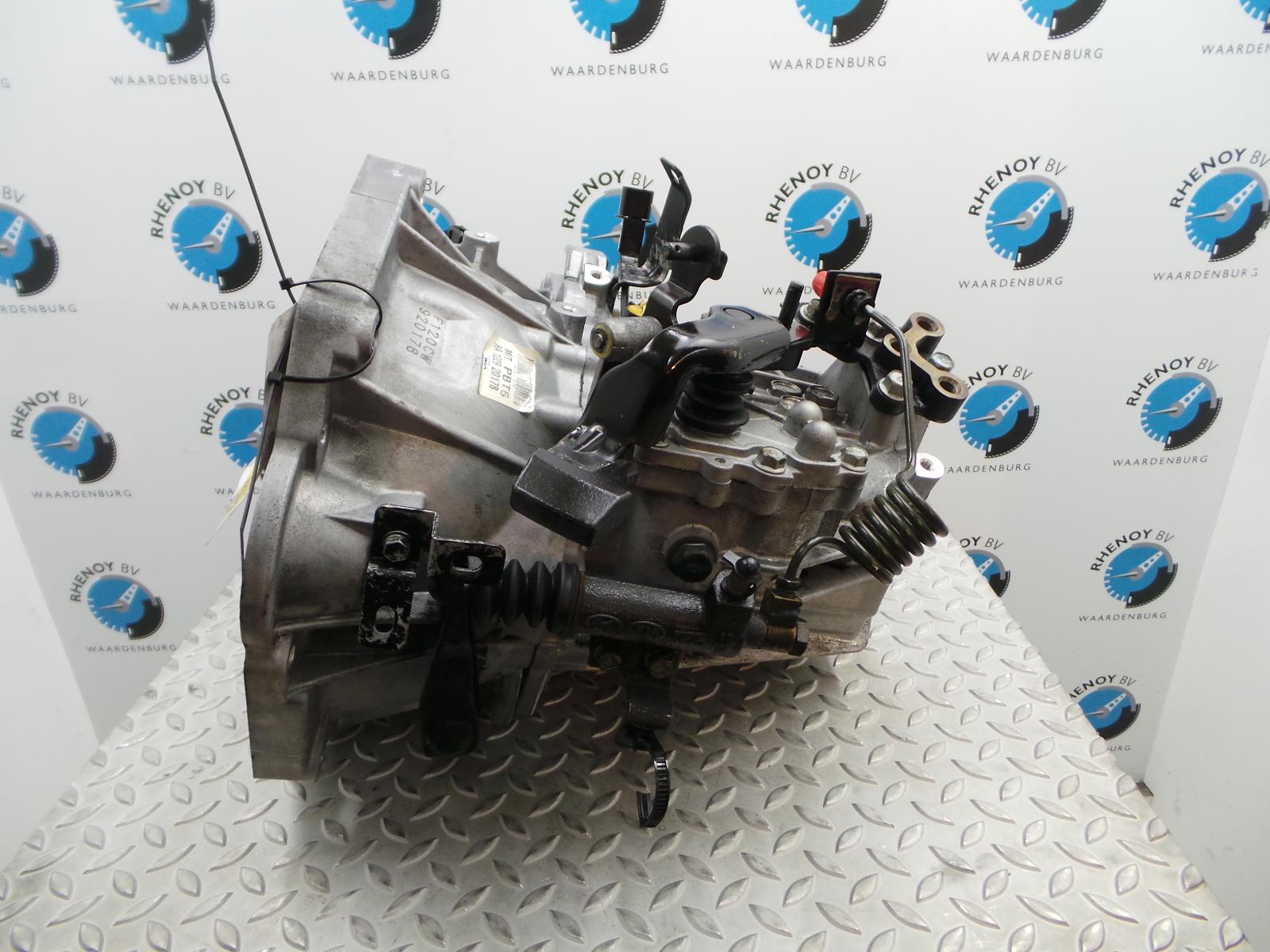 2015 HYUNDAI I20 TRANSMISSIE / VERSNELLINGSBAK View Auto part TRANSMISSIE / VERSNELLINGSBAK HYUNDAI I20 2015