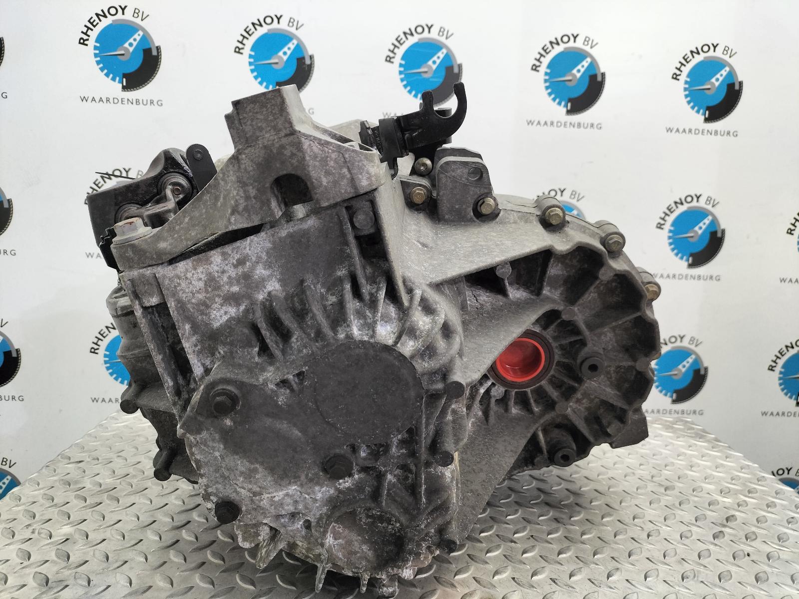 View Auto part TRANSMISSIE / VERSNELLINGSBAK FORD FOCUS 2005