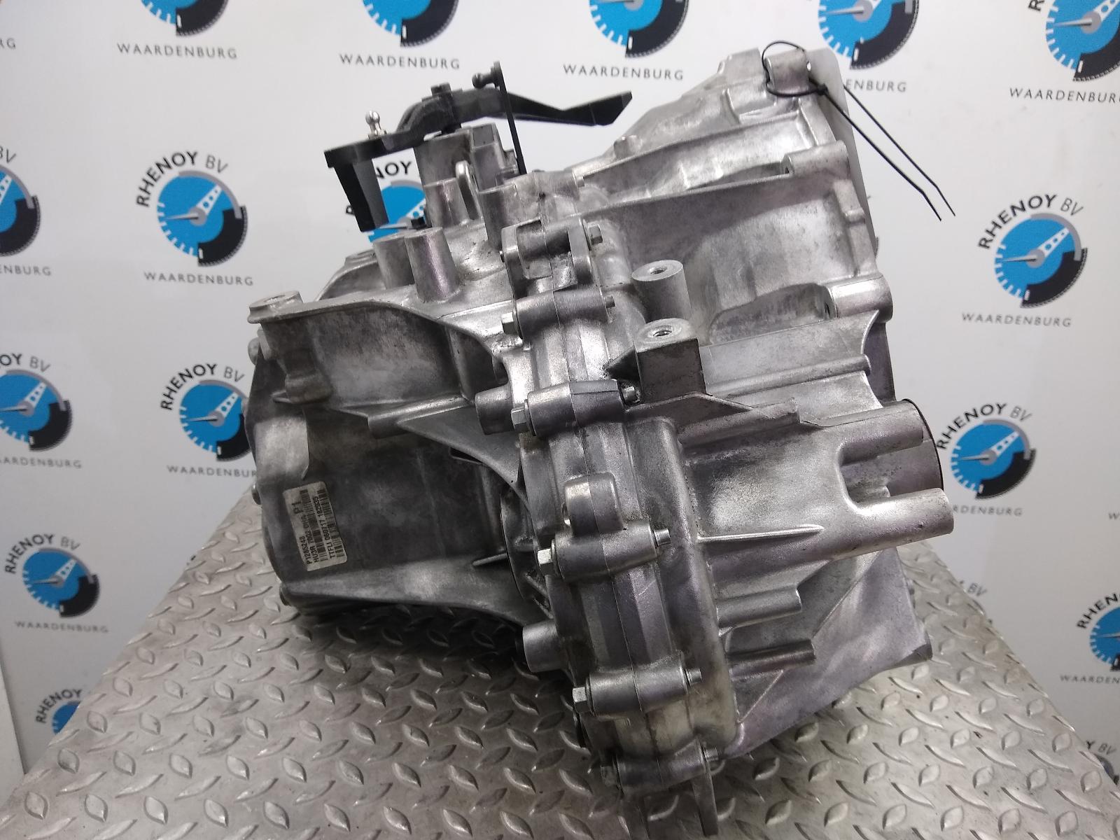 2018 VOLVO V40 TRANSMISSIE / VERSNELLINGSBAK View Auto part TRANSMISSIE / VERSNELLINGSBAK VOLVO V40 2018