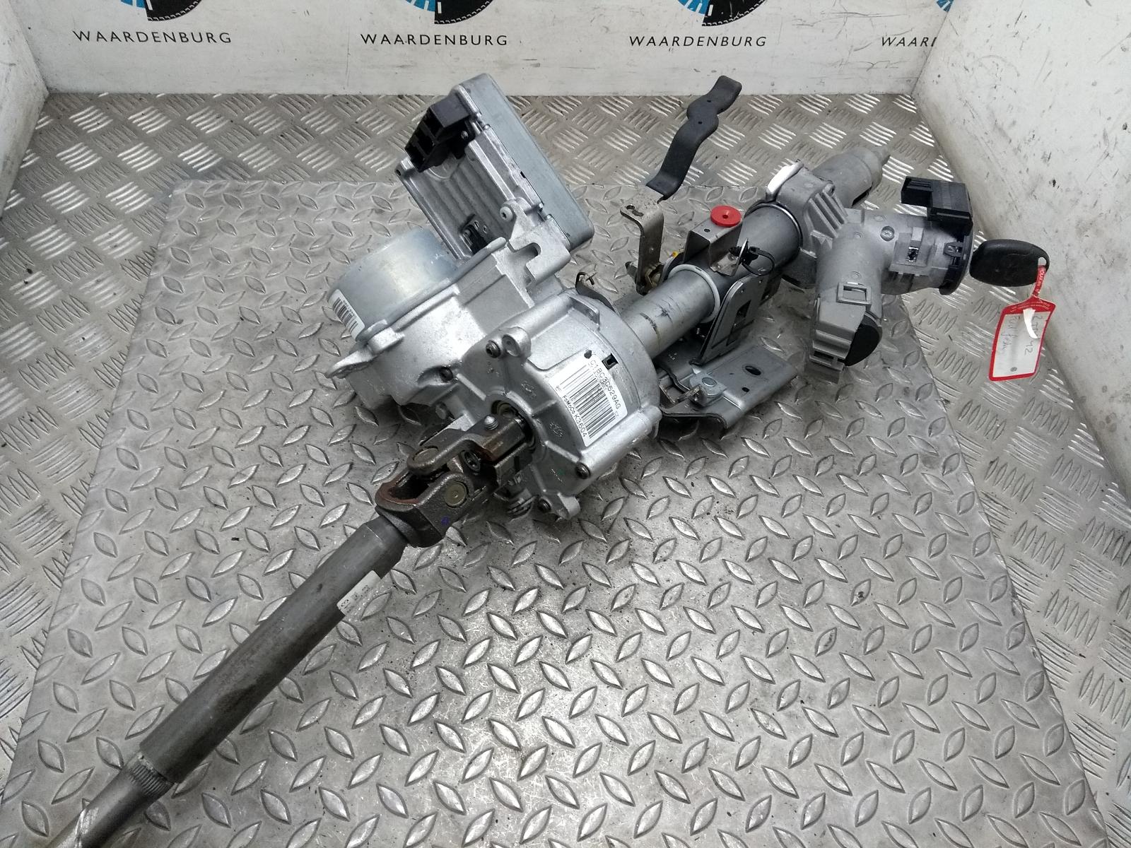 Bekijk Auto-onderdeel STUURKOLOM FORD FIESTA 2014