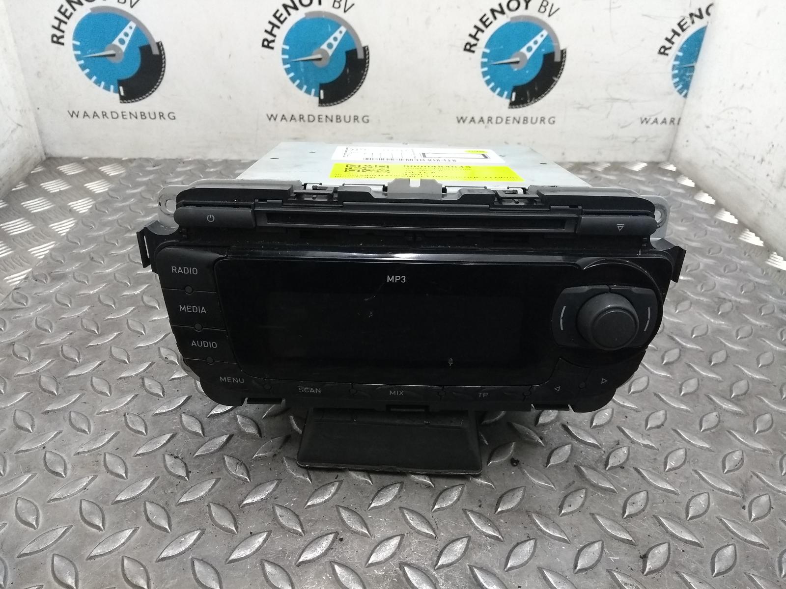Bekijk Auto-onderdeel RADIO SEAT ALTEA 2009