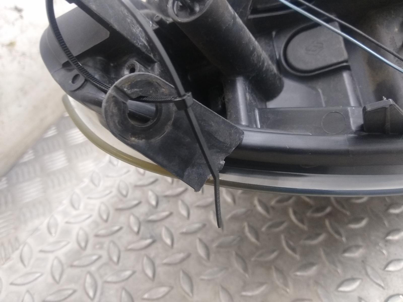 2014 RENAULT KANGOO KOPLAMP L View Auto part KOPLAMP L RENAULT KANGOO 2014