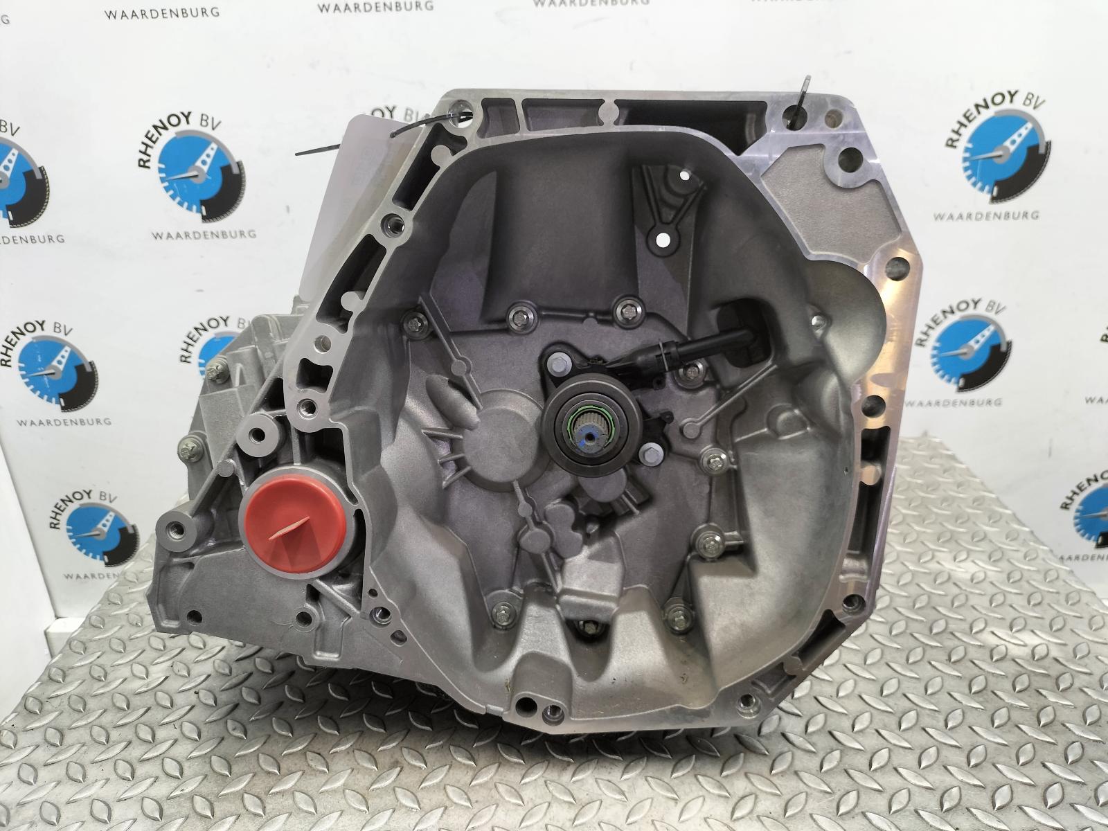 Bekijk Auto-onderdeel TRANSMISSIE / VERSNELLINGSBAK NISSAN QASHQAI 2014