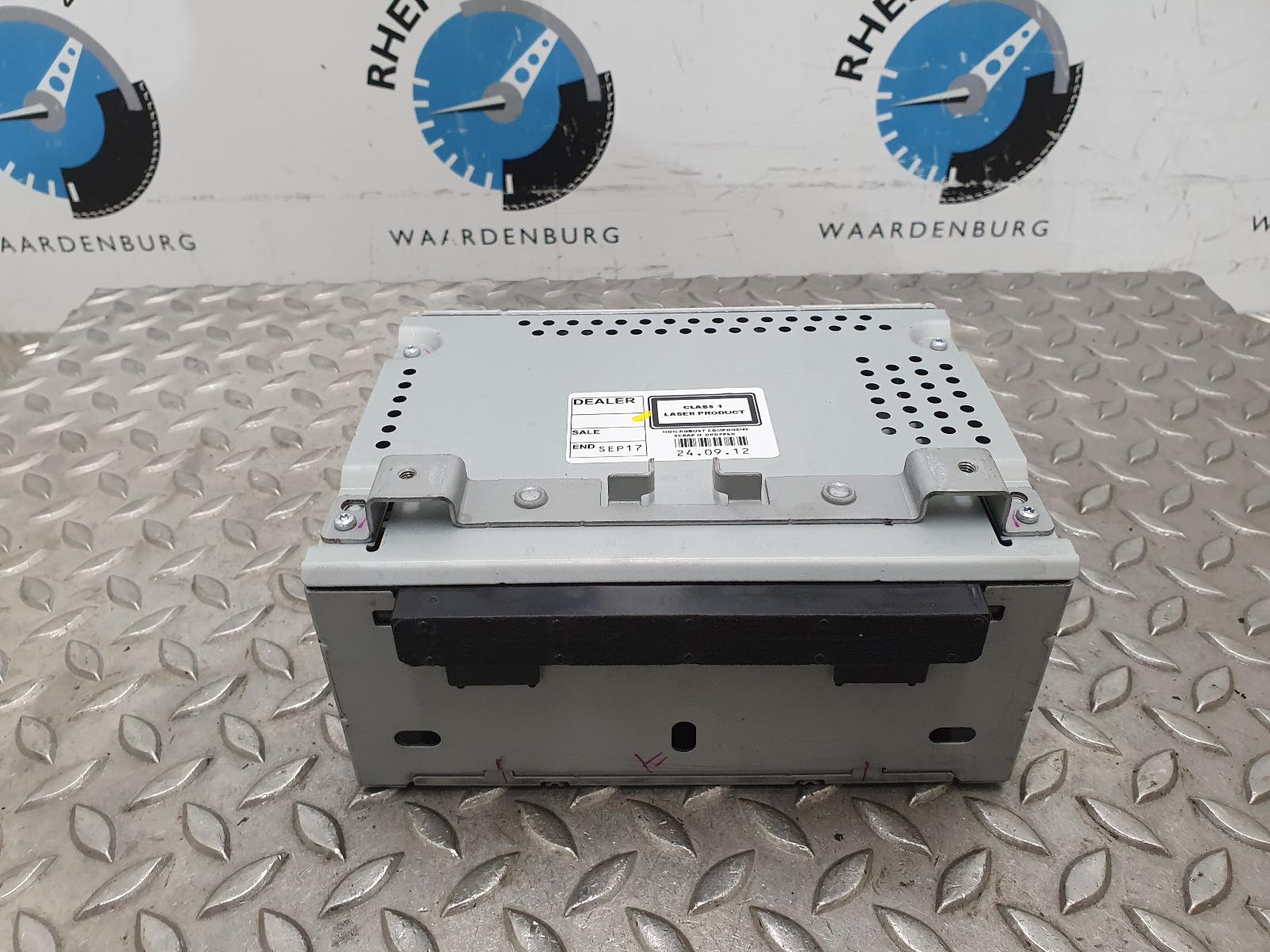 Bekijk Auto-onderdeel RADIO FORD FIESTA 2012