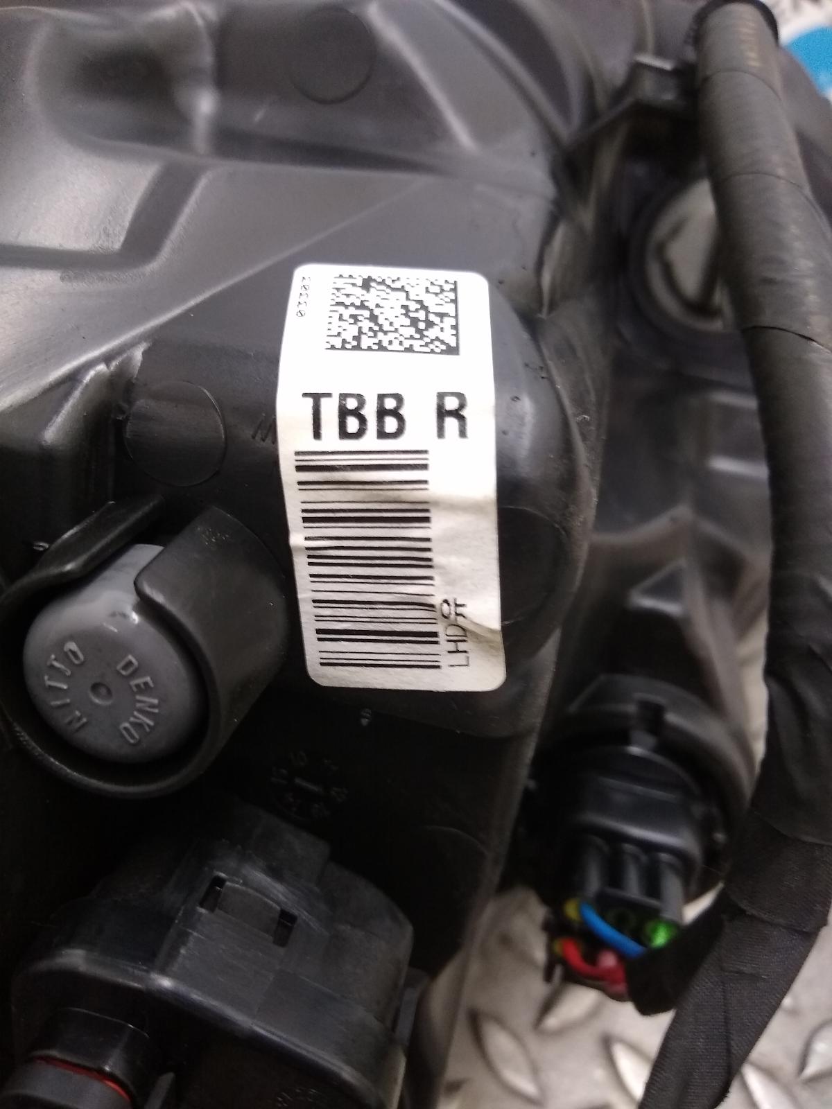 2013 KIA PICANTO KOPLAMP R View Auto part KOPLAMP R KIA PICANTO 2013
