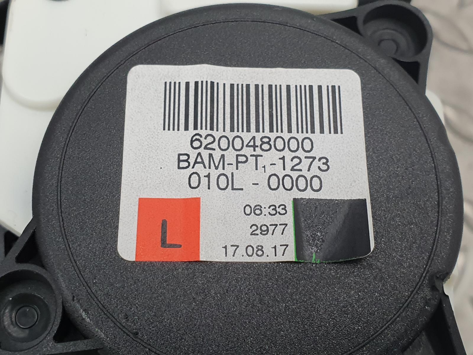 2013 MERCEDES E CLASS AIRBAG SET View Auto part AIRBAG SET MERCEDES E CLASS 2013