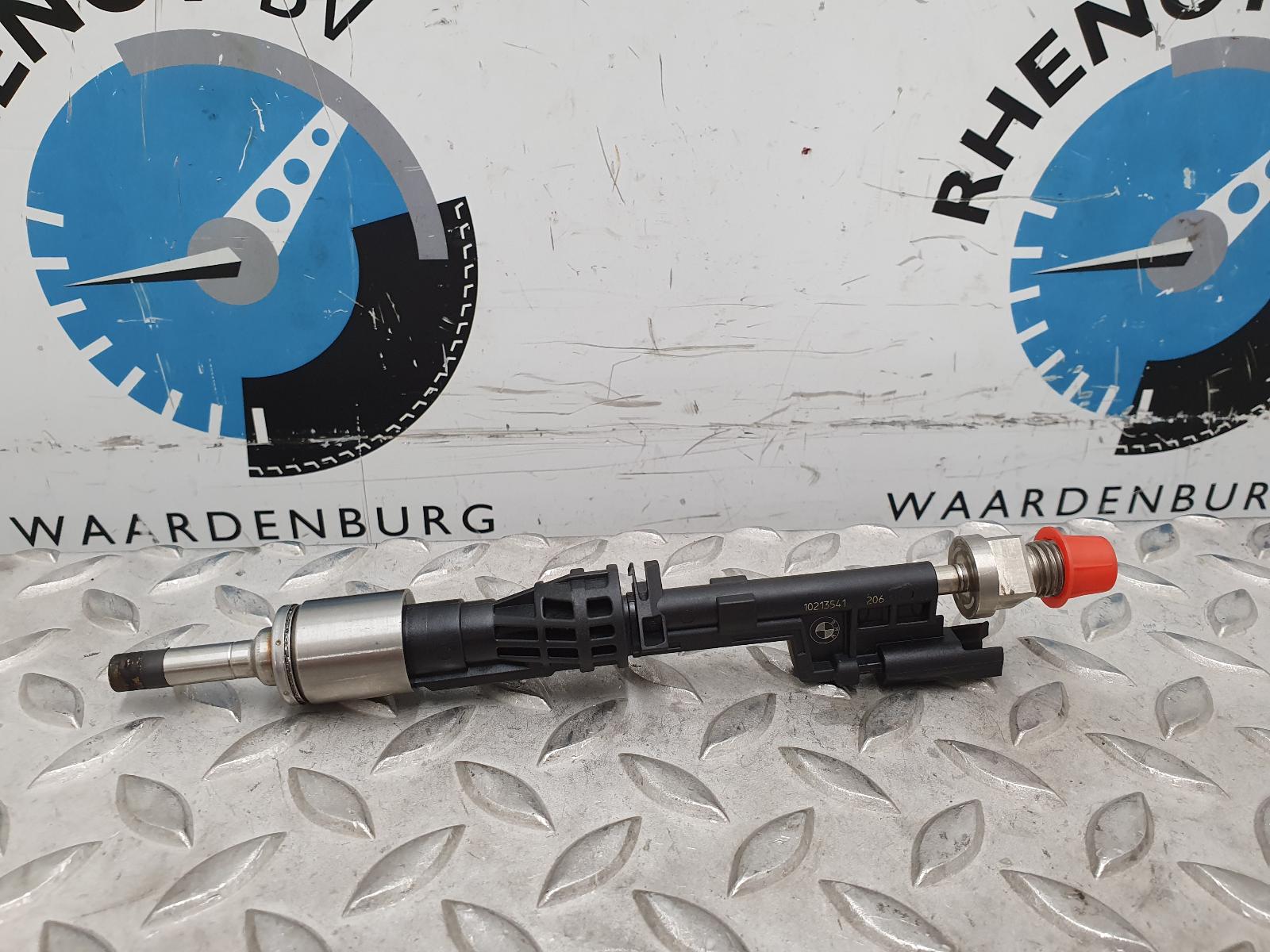 Bekijk Auto-onderdeel BRANDSTOF INJECTOR / VERSTUIVER BMW 4 SERIES 2016
